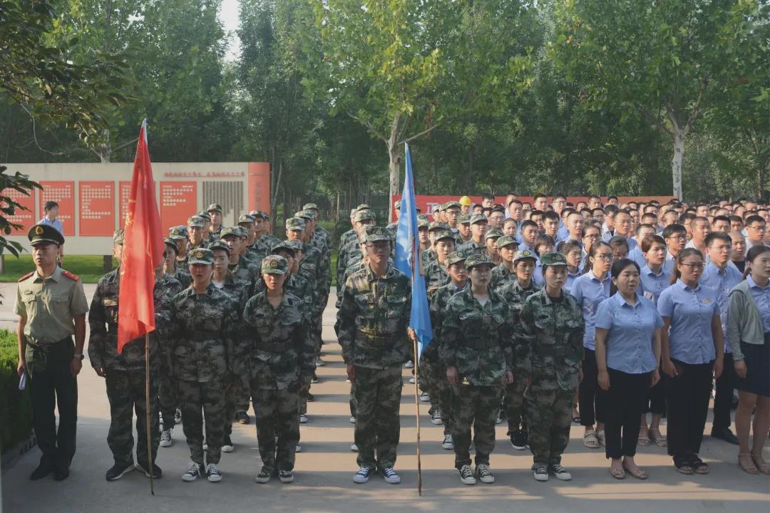  شينمادي عقدت الشركة حفل إطلاق الدورة السابعة لتطوير التدريب العسكري